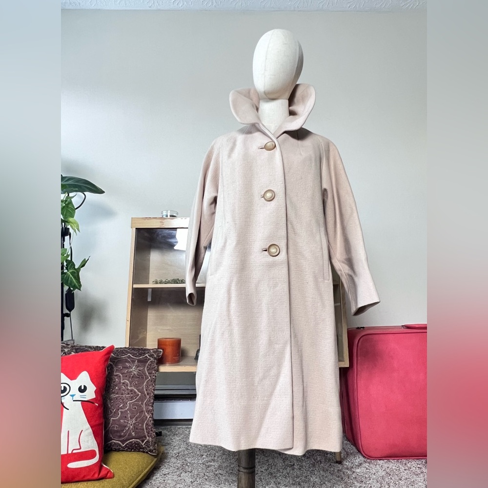 VTG 1950s MCM Beige Pea Coat w/ Rounded Collar Oversized Buttons - M/L